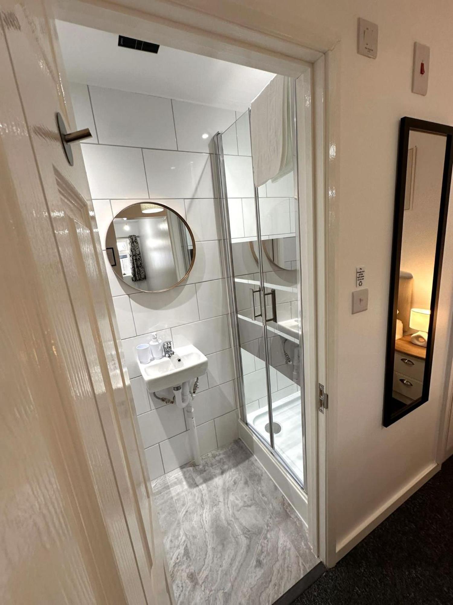 Newmarket Road Studios And Suites By Tas Accommodations Κέμπριτζ Εξωτερικό φωτογραφία